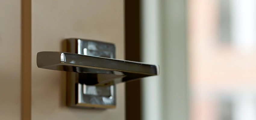 Door Lever Knob Repair in Riverbank, California