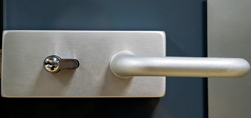Change Patio Door Locks in Riverbank, California